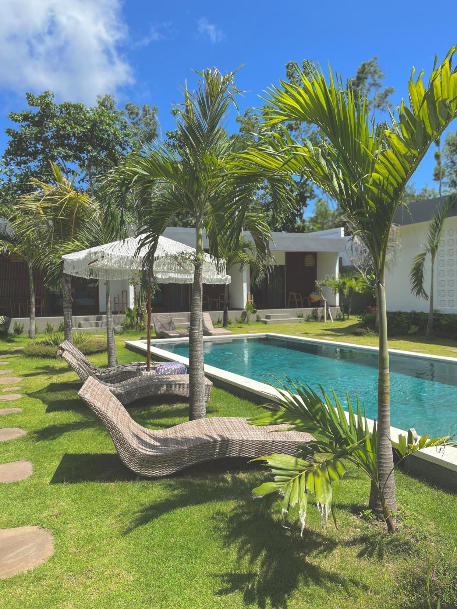 Tropical Almond Villa Uluwatu Exterior foto