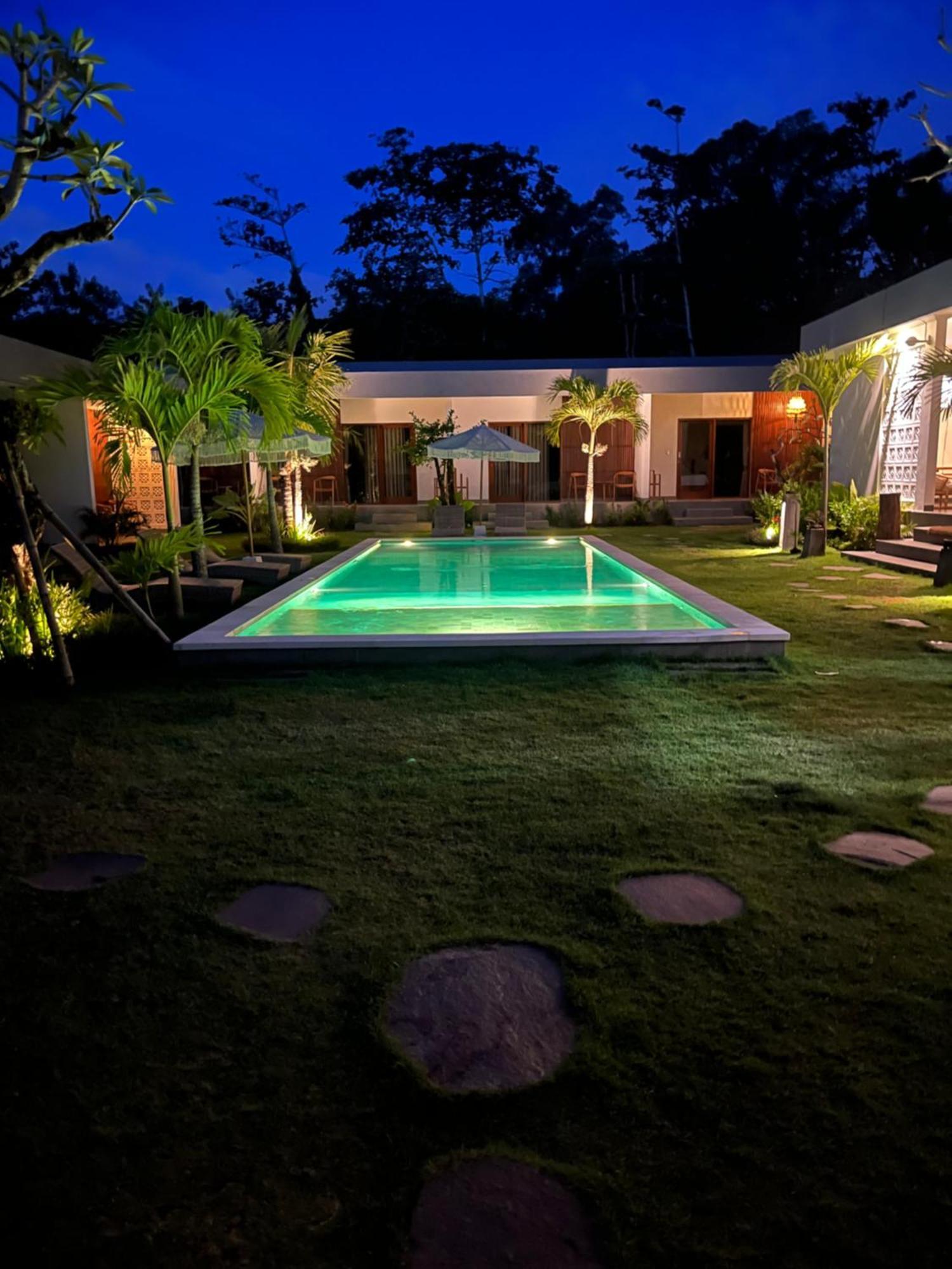 Tropical Almond Villa Uluwatu Exterior foto